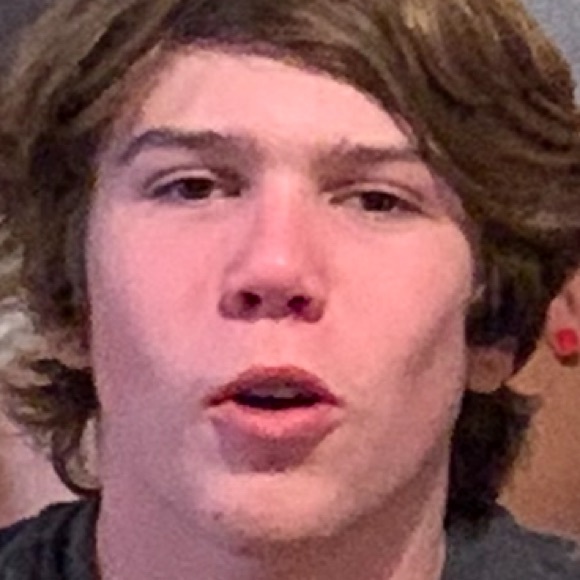 Meet your Posher, Layden - Picture 1 of 1